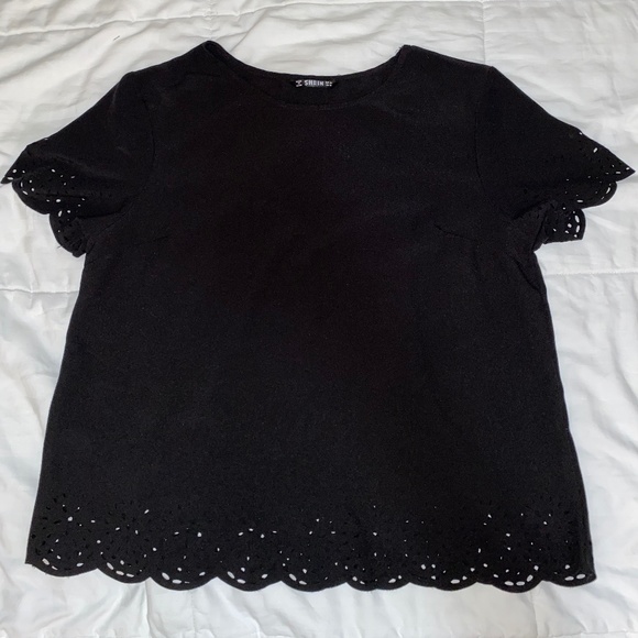 Black shirt - Picture 1 of 1